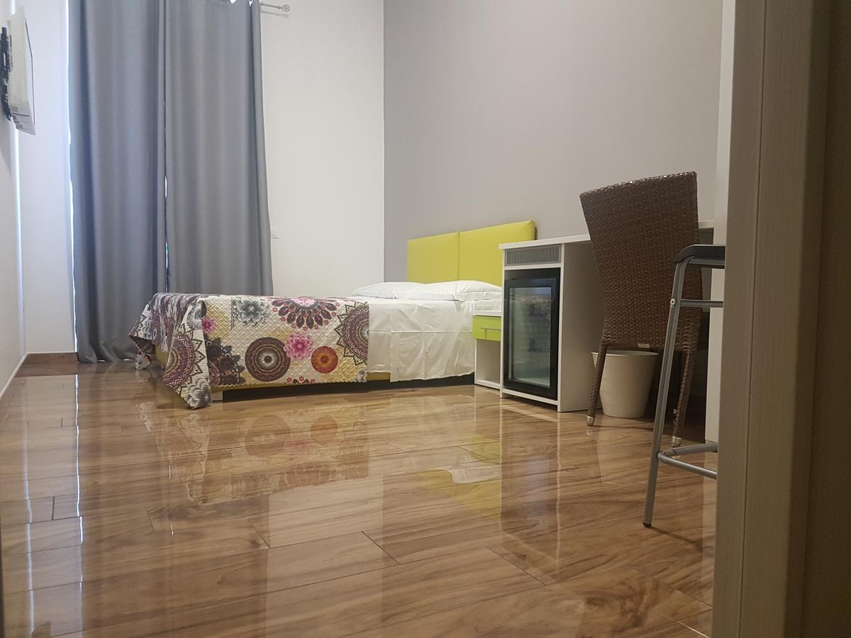 B&B Al Volo Foggia Exterior photo